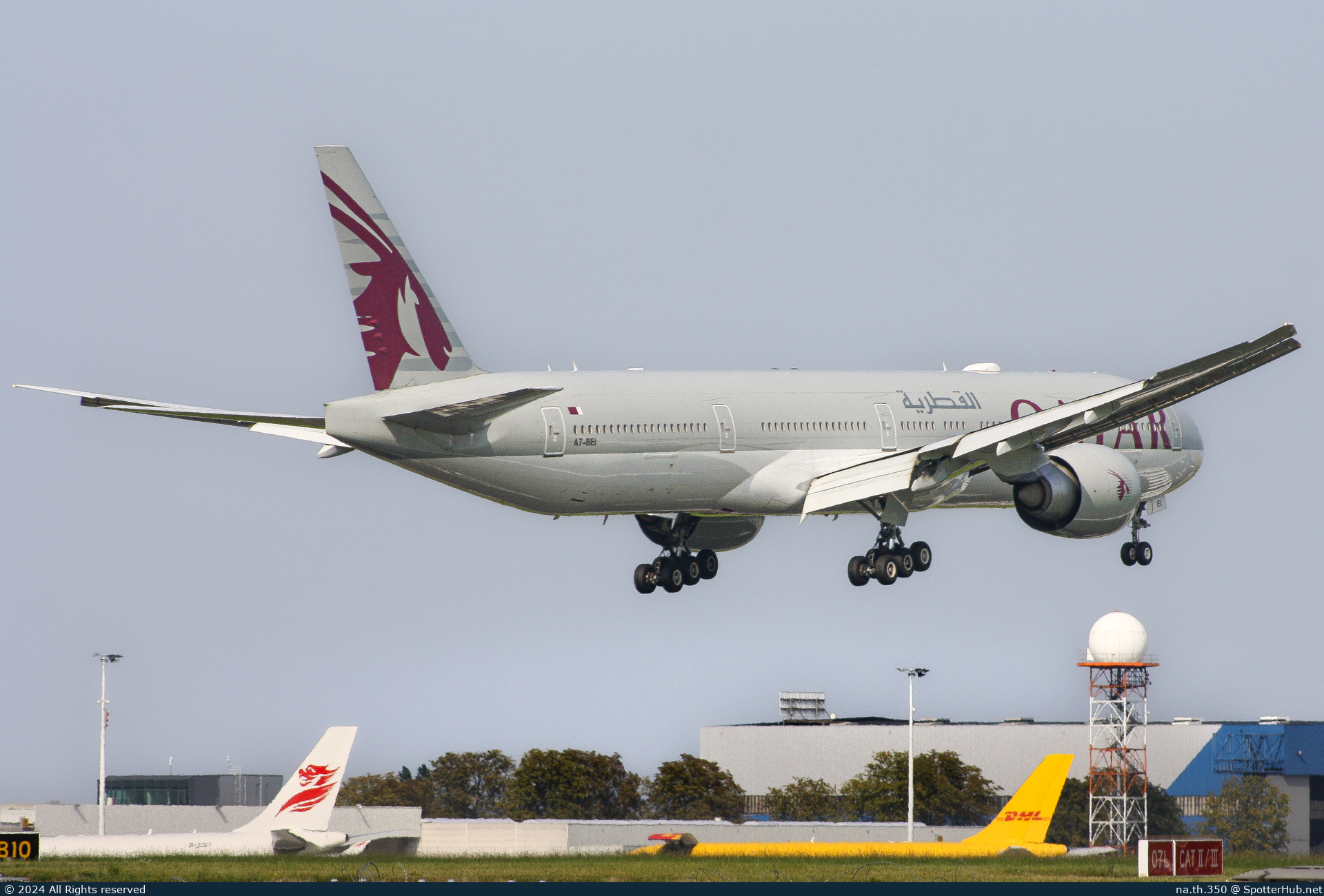 Photo of A7-BEI - Boeing 777-3DZ(ER) operated by Qatar Airways