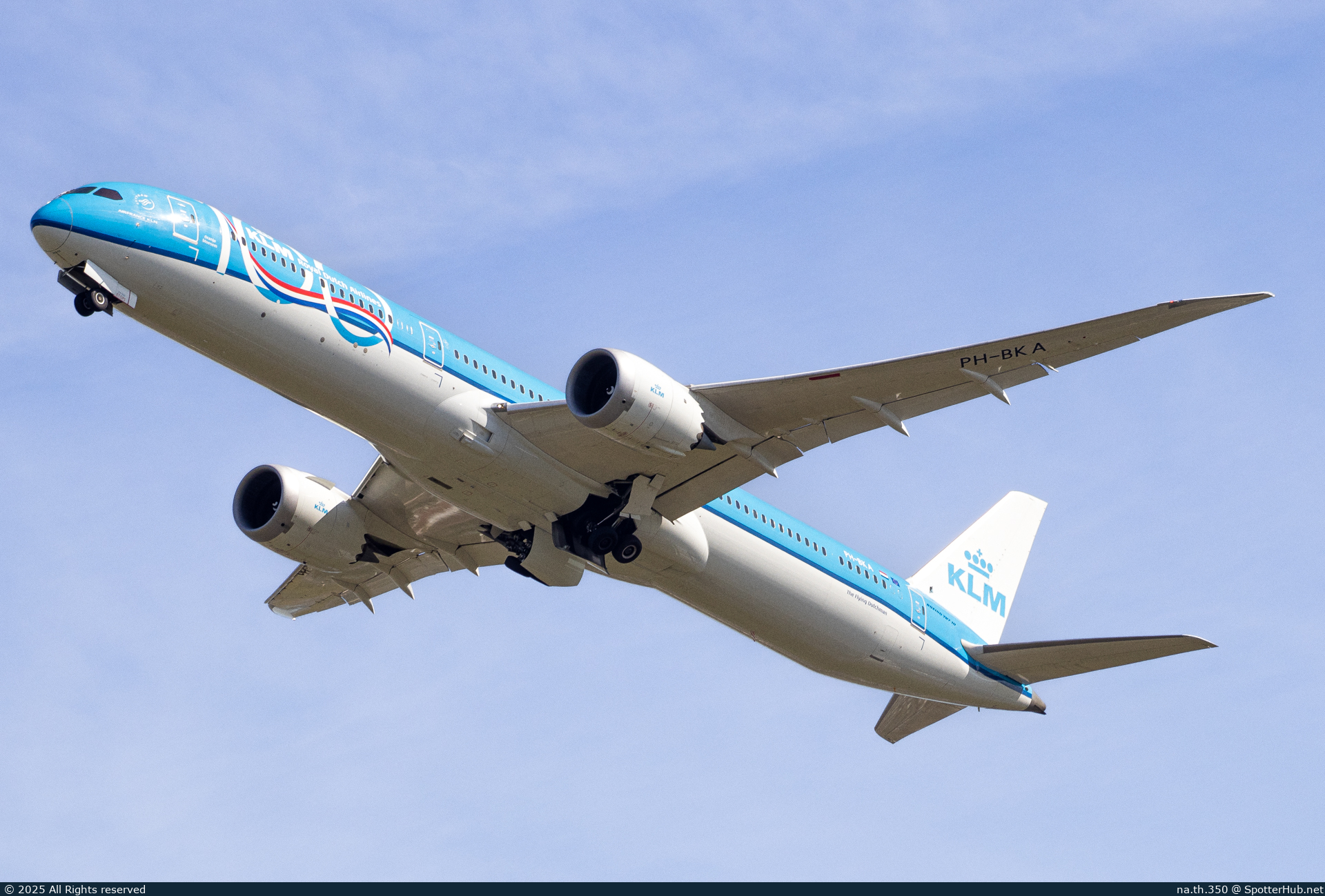 Photo of PH-BKA - Boeing 787-10 Dreamliner operated by KLM Royal Dutch Airlines