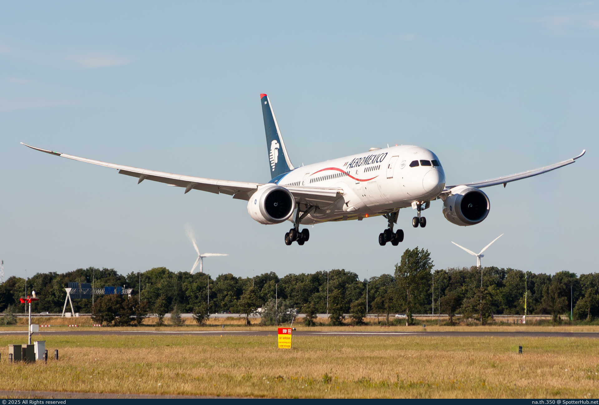 Photo of N964AM - Boeing 787-8 Dreamliner operated by Aeroméxico