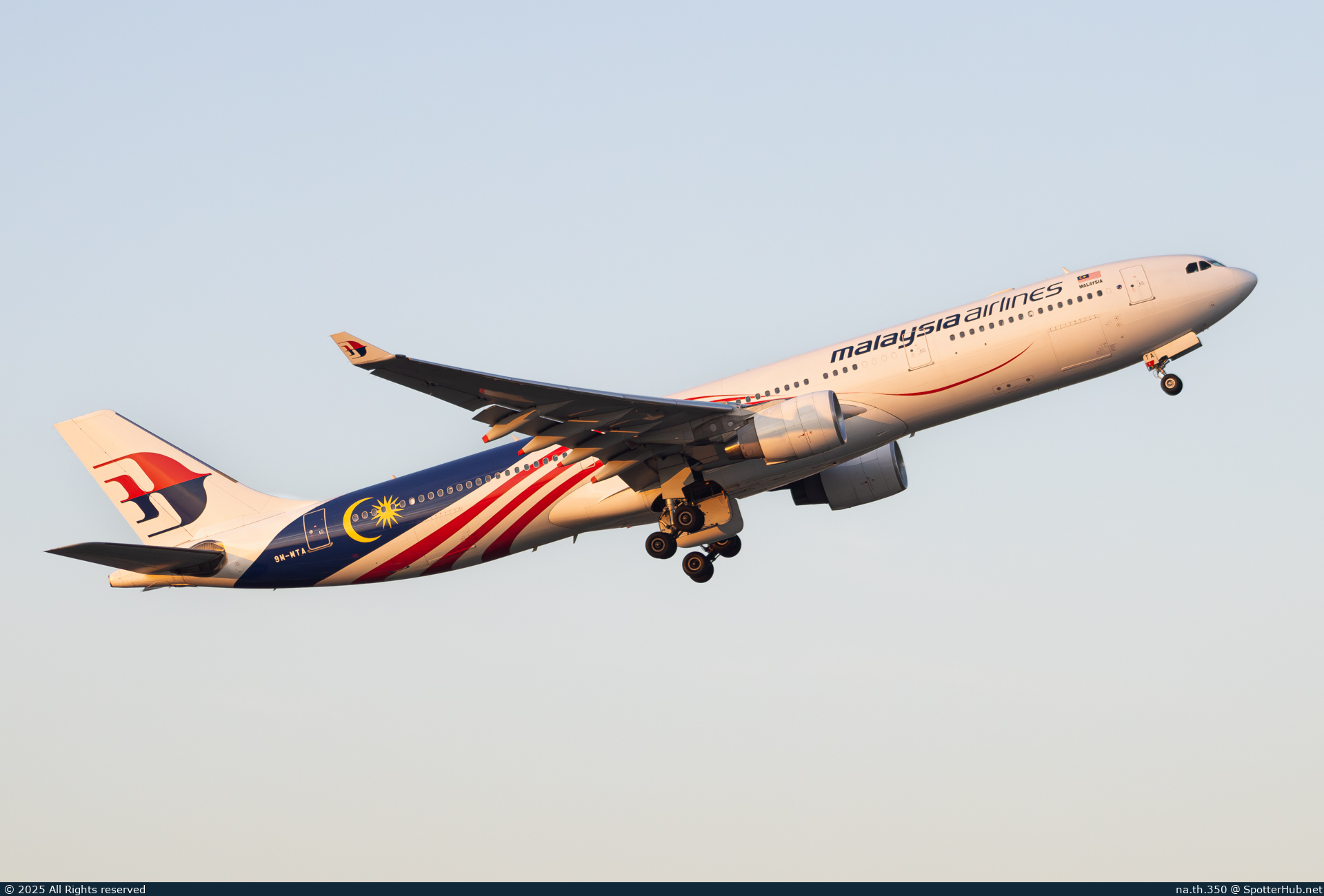 Photo of 9M-MTA - Airbus A330-323 operated by Malaysia Airlines