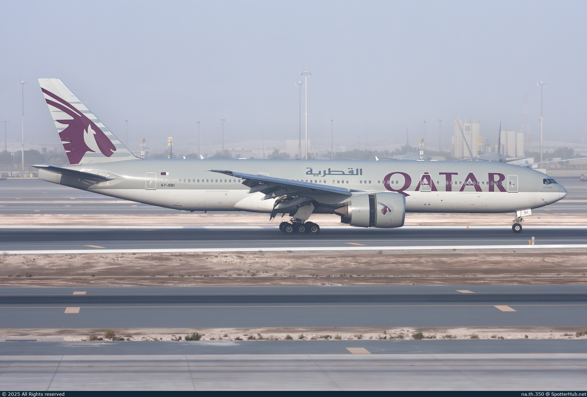 Photo of A7-BBI - Boeing 777-2DZ(LR) operated by Qatar Airways