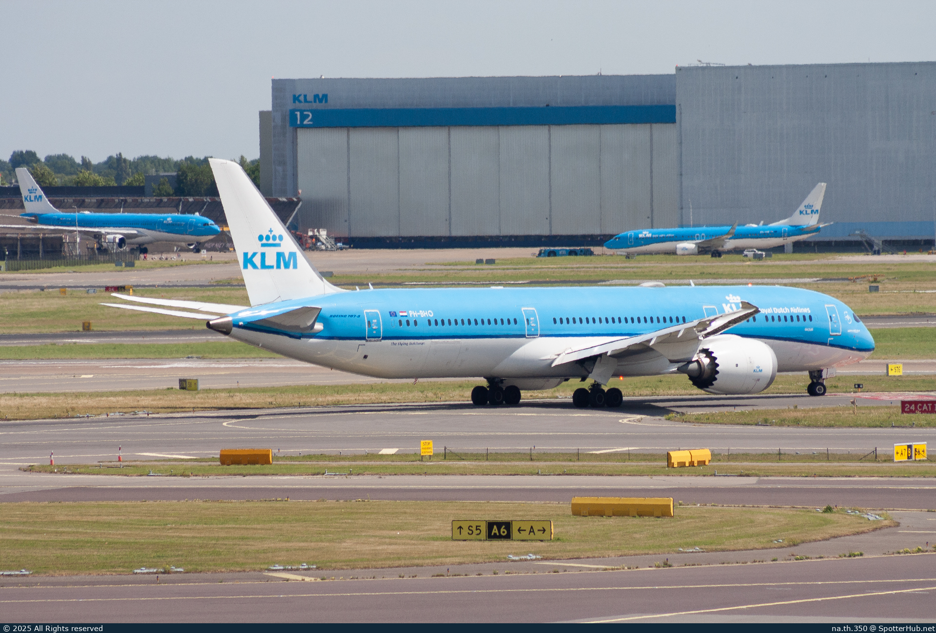 Photo of PH-BHO - Boeing 787-9 Dreamliner operated by KLM Royal Dutch Airlines