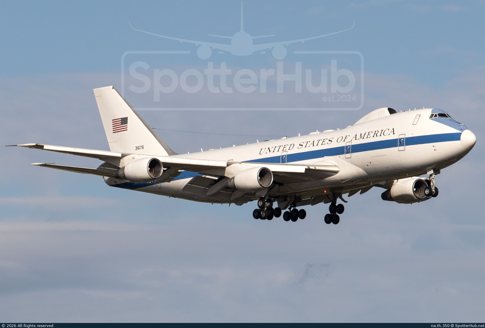 Photo of 73-1676 - Boeing E-4B operated by US Air Force