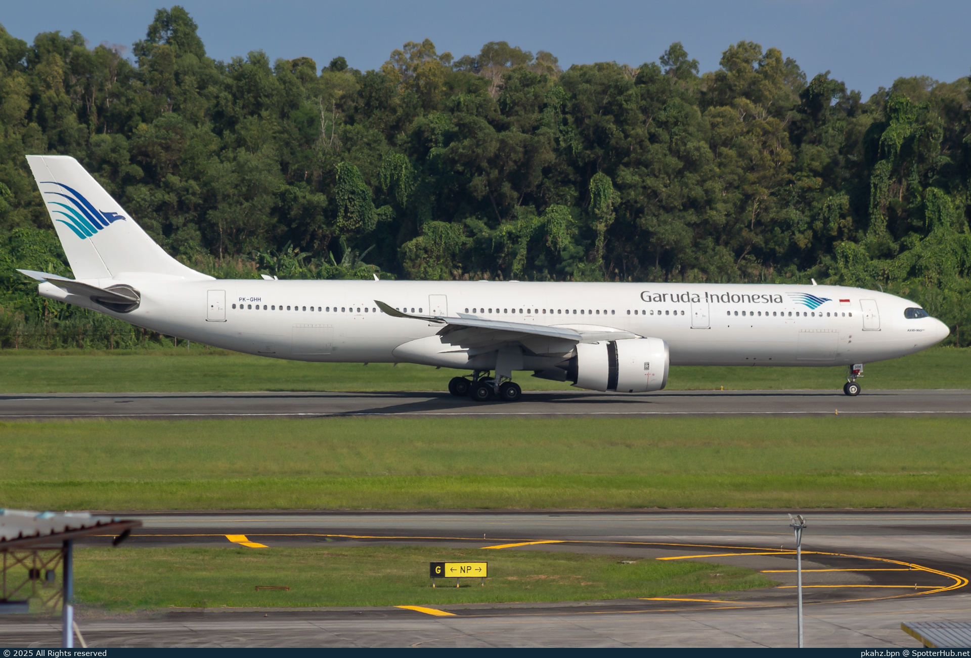 Photo of PK-GHH - Airbus A330-941 operated by Garuda Indonesia