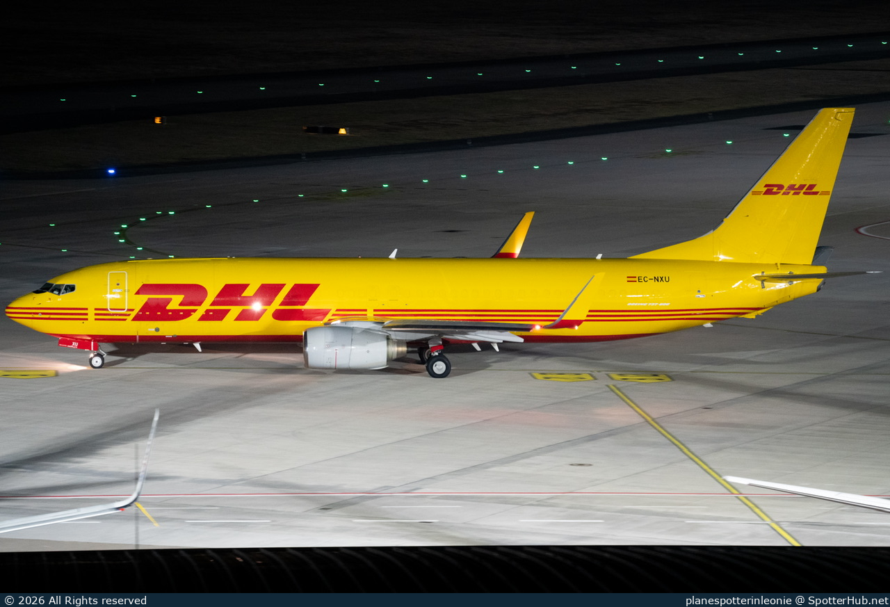 Photo of EC-NXU - Boeing 737-883(SF) operated by Swiftair