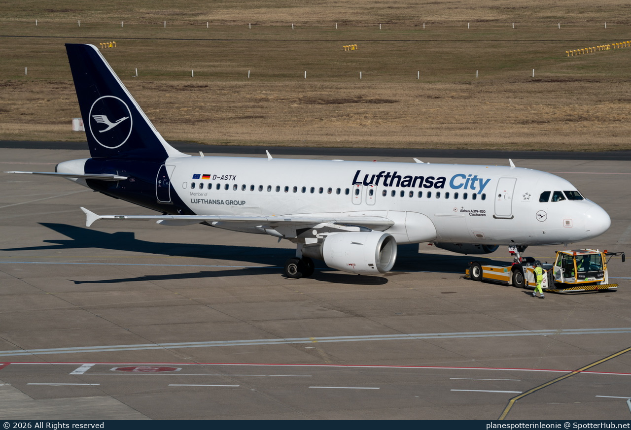 Photo of D-ASTX - Airbus A319-112 operated by Lufthansa City Airlines