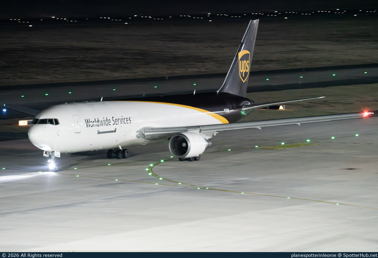 Photo of N396UP - Boeing 767-346(ER)(BCF) operated by UPS United Parcel Service