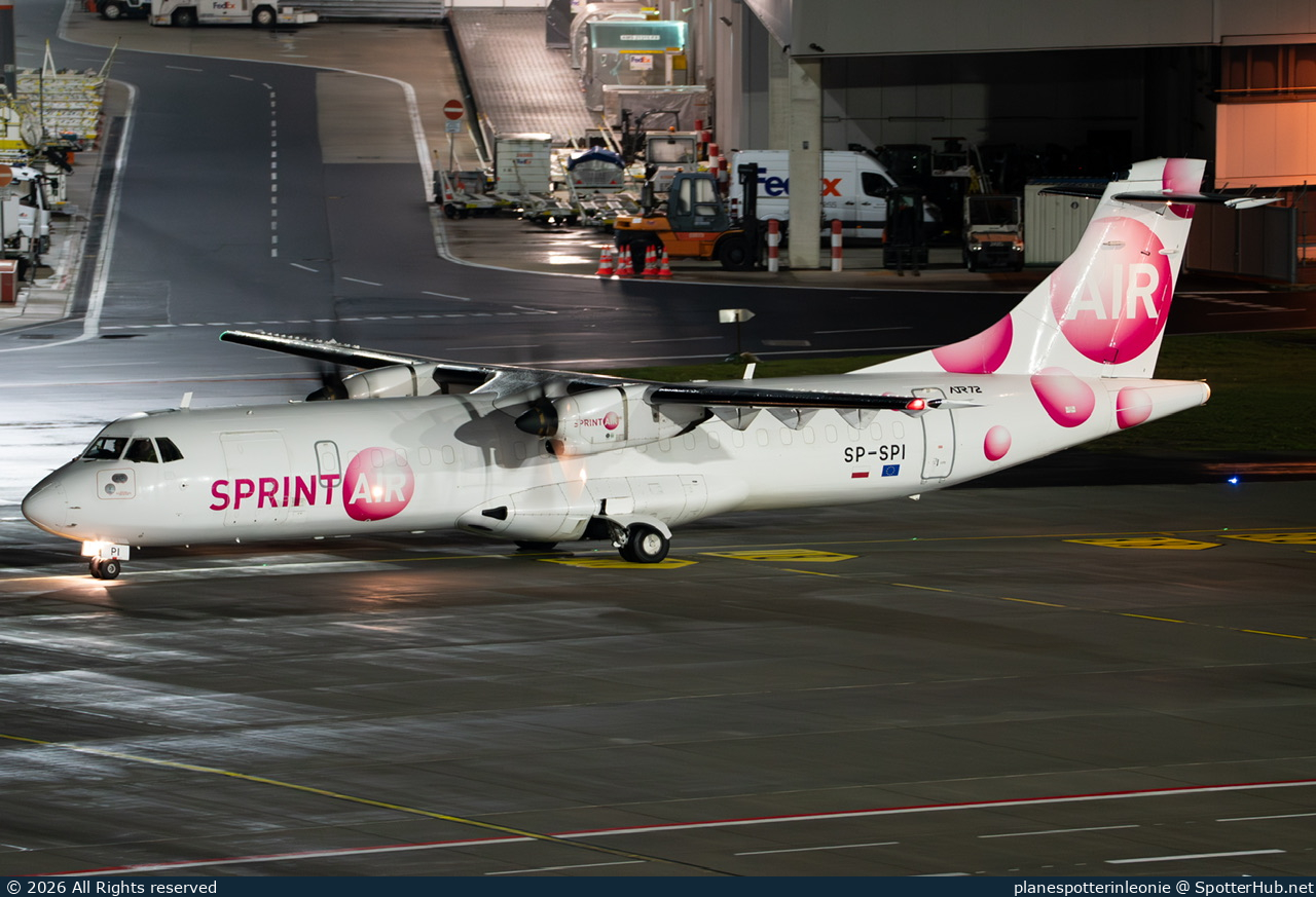 Photo of SP-SPI - ATR 72-500(F) operated by SprintAir