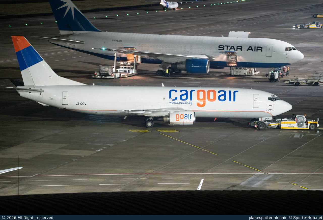 Photo of LZ-CGV - Boeing 737-405(SF) operated by Cargoair
