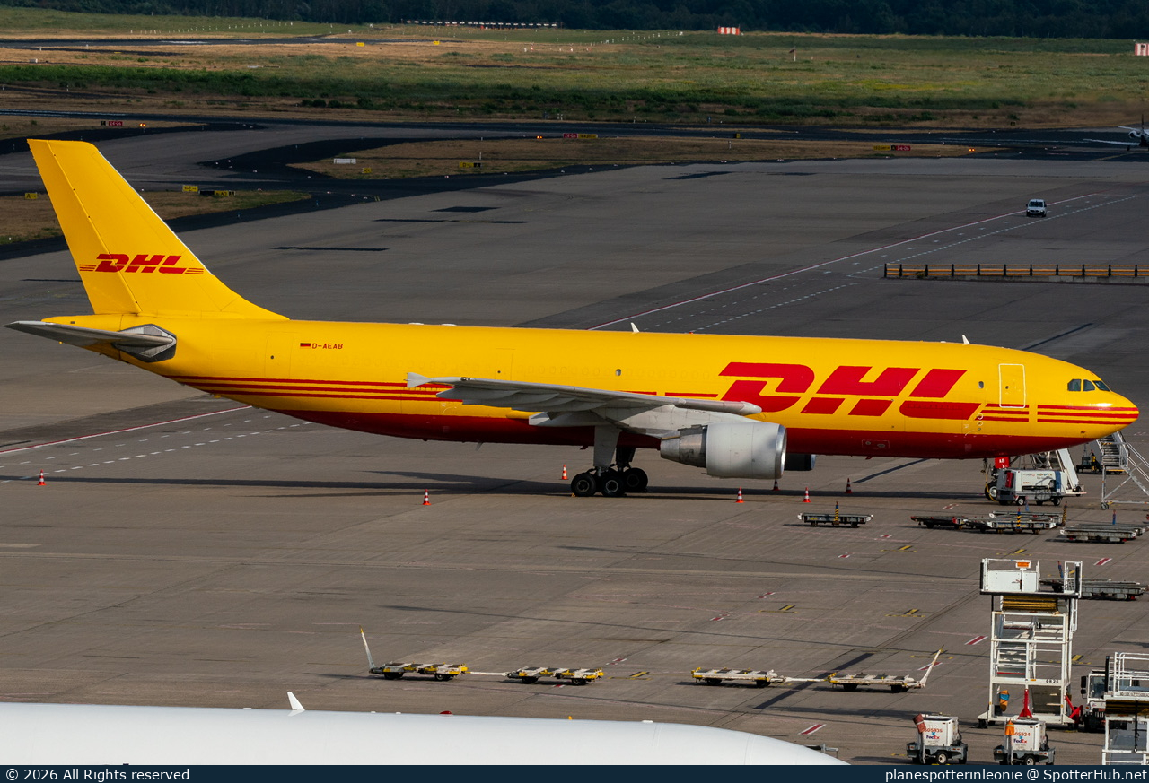 Photo of D-AEAB - Airbus A300B4-622R(F) operated by European Air Transport