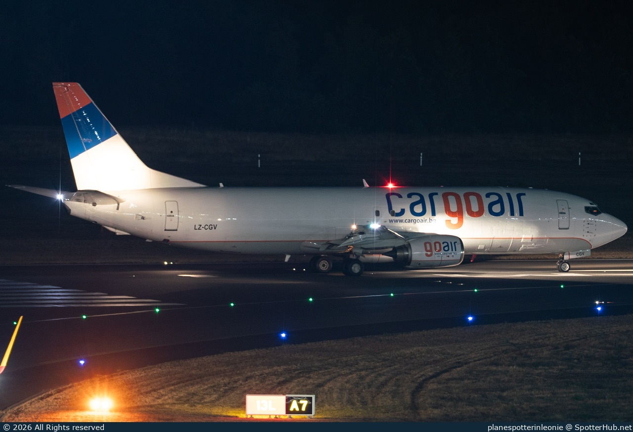 Photo of LZ-CGV - Boeing 737-405(SF) operated by Cargoair