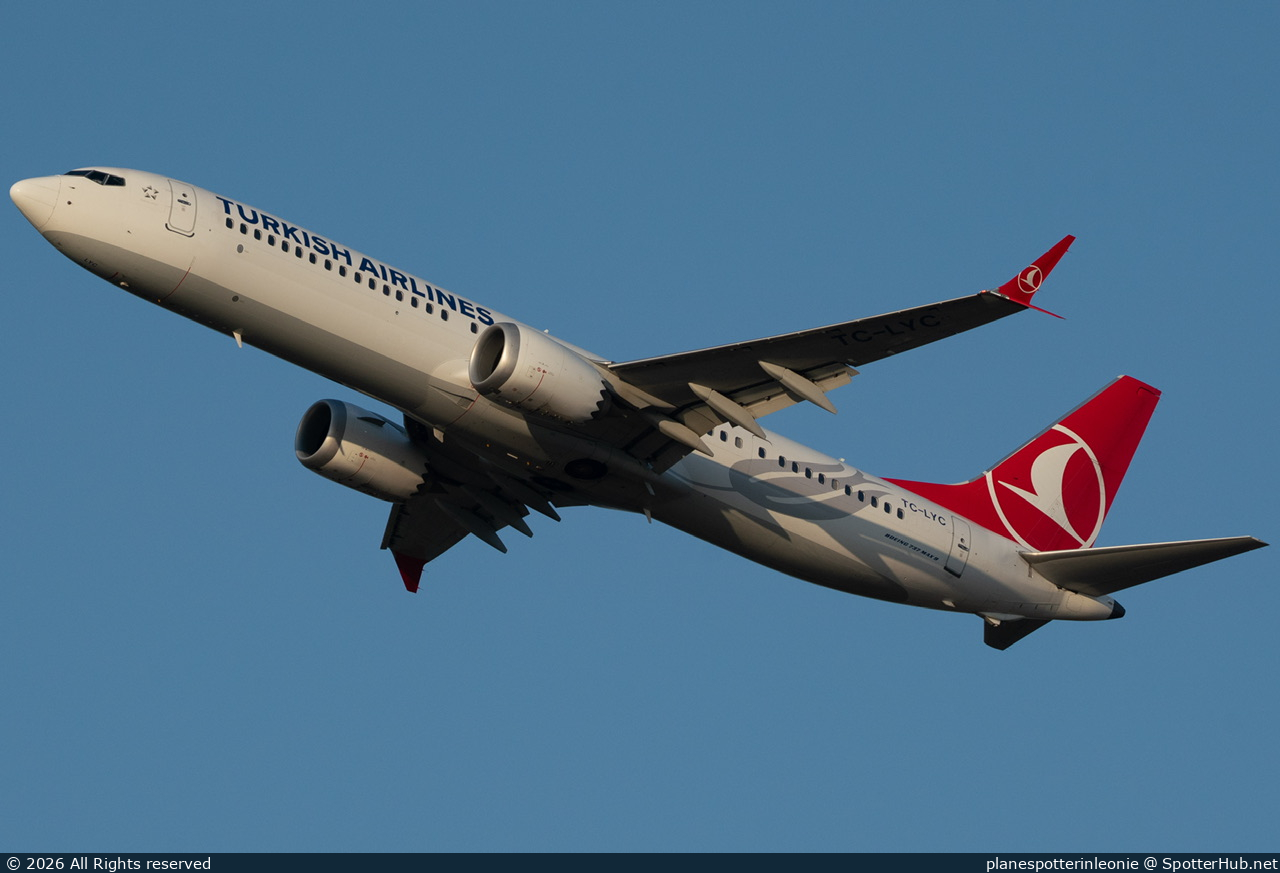 Photo of TC-LYC - Boeing 737 MAX 9 operated by Turkish Airlines