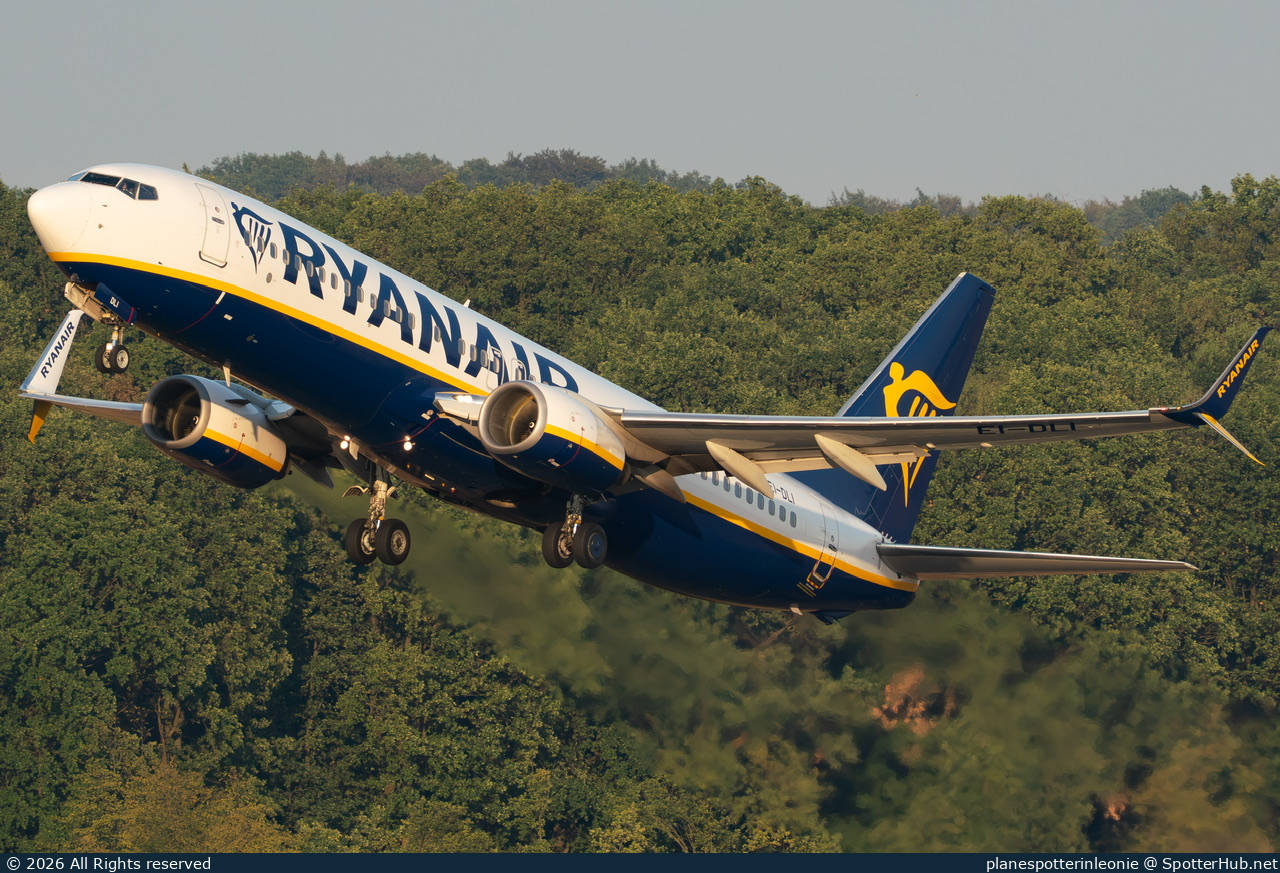 Photo of EI-DLI - Boeing 737-8AS operated by Ryanair