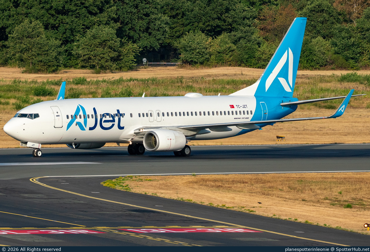 Photo of TC-JZT - Boeing 737-8JP operated by AJet