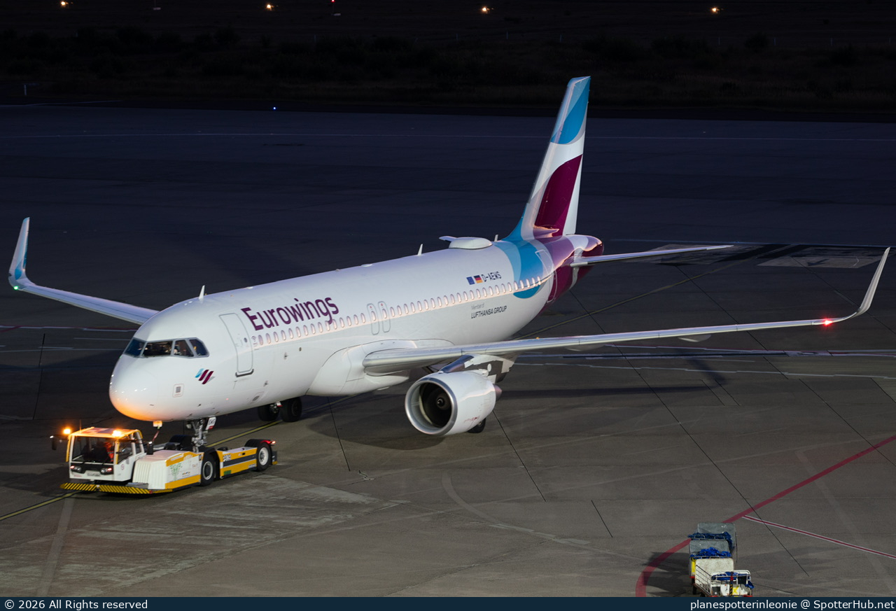 Photo of D-AEWS - Airbus A320-214 operated by Eurowings