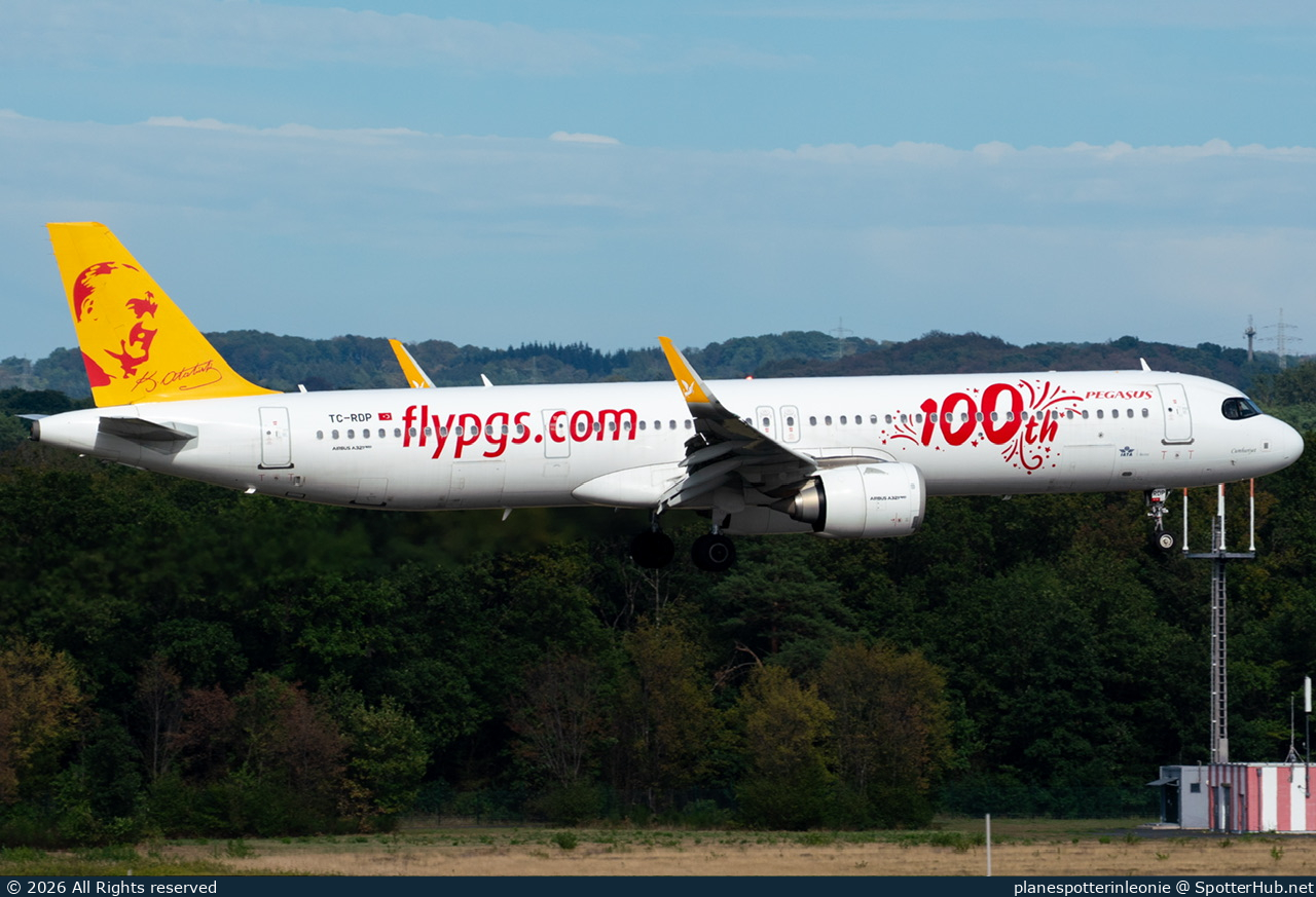 Photo of TC-RDP - Airbus A321-251NX operated by Pegasus Airlines