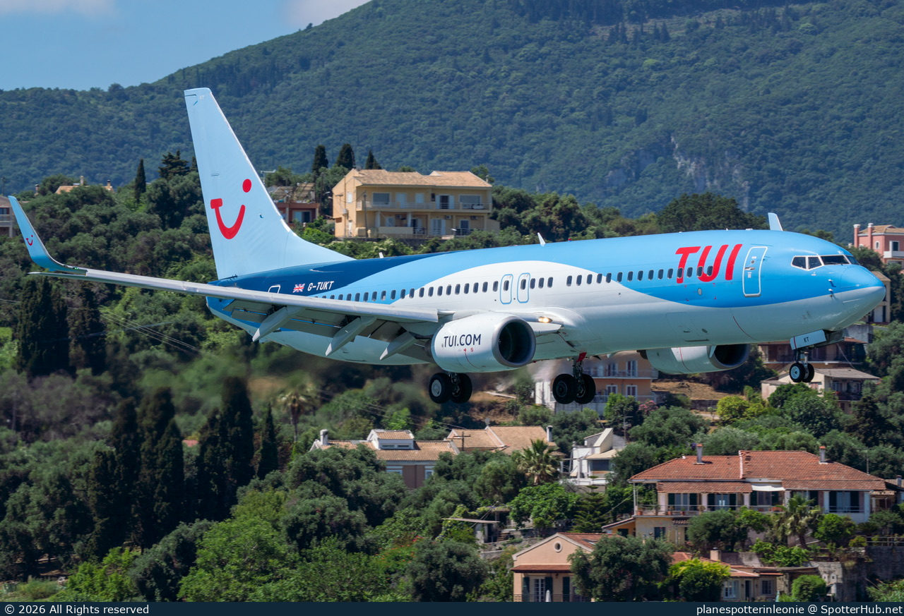 Photo of G-TUKT - Boeing 737-8JP operated by TUI Airways