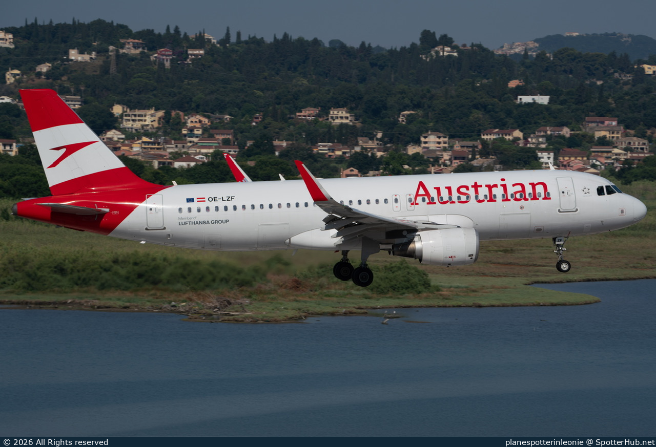 Photo of OE-LZF - Airbus A320-214 operated by Austrian Airlines