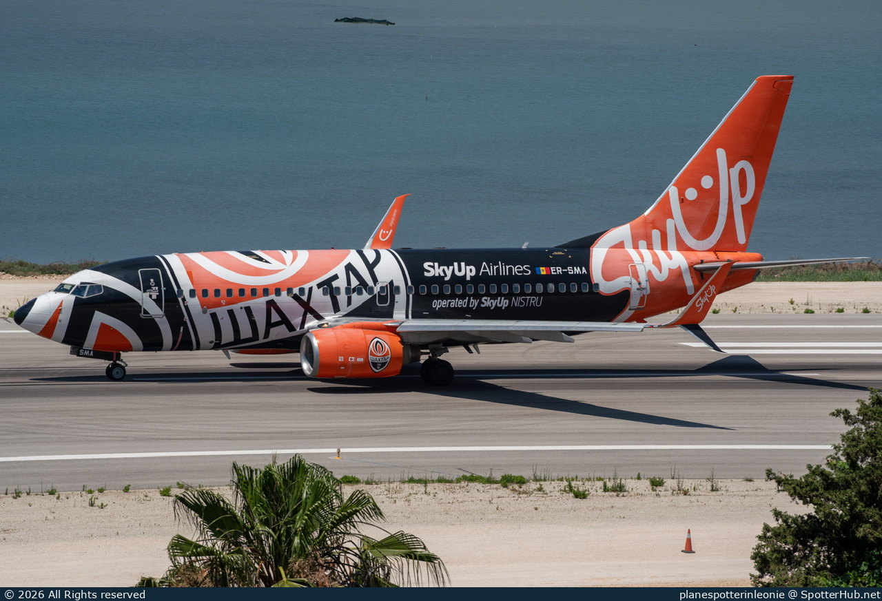 Photo of ER-SMA - Boeing 737-75C operated by SkyUp Nistru