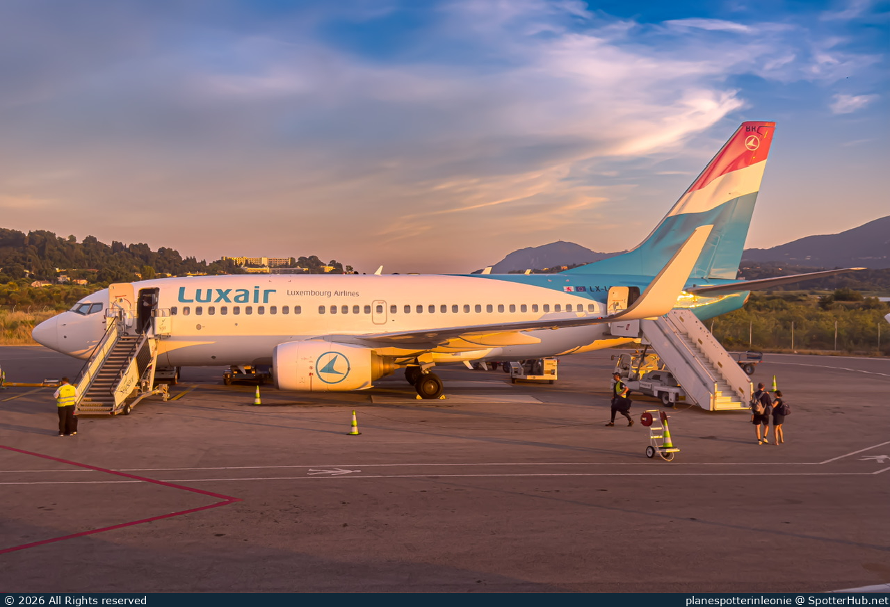Photo of LX-LBR - Boeing 737-7K2 operated by Luxair