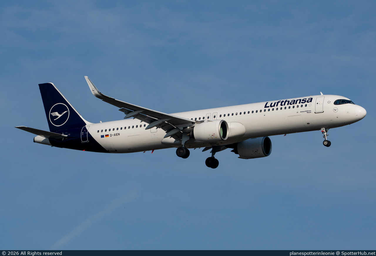 Photo of D-AIEN - Airbus A321-271NX operated by Lufthansa