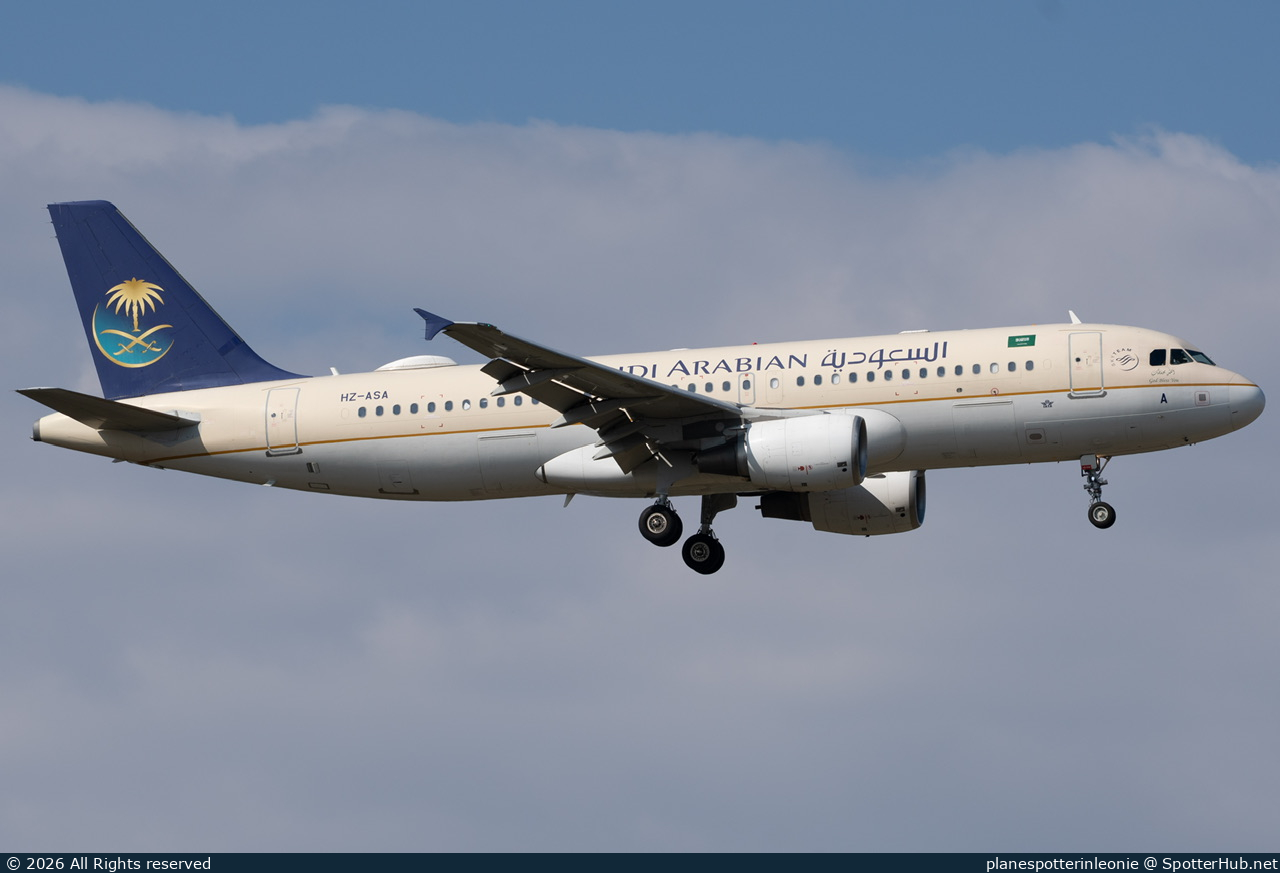 Photo of HZ-ASA - Airbus A320-214 operated by Saudi Arabian Airlines