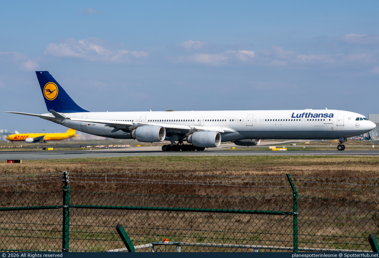 Photo of D-AIHY - Airbus A340-642 operated by Lufthansa