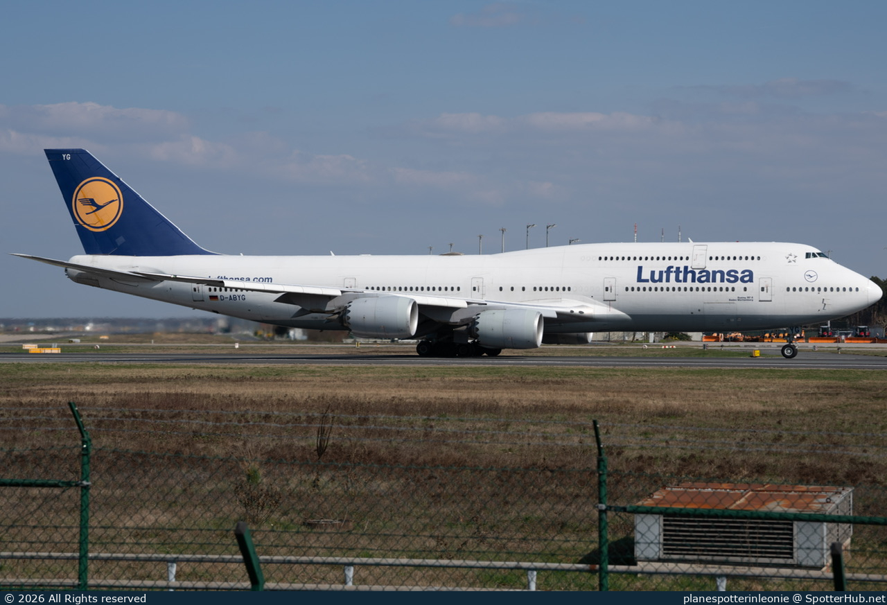 Photo of D-ABYG - Boeing 747-830 operated by Lufthansa