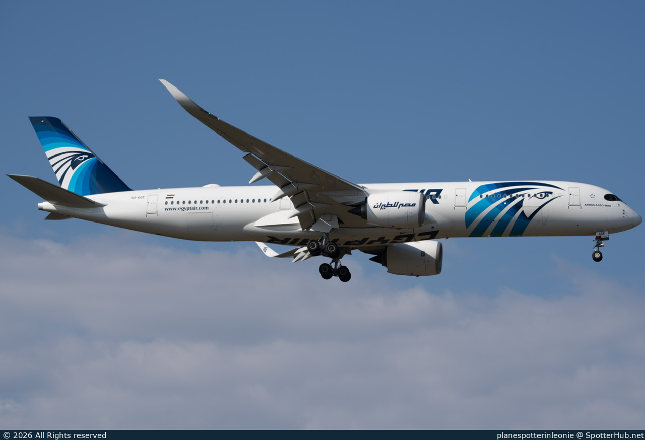 Photo of SU-GGE - Airbus A350-941 operated by Egyptair