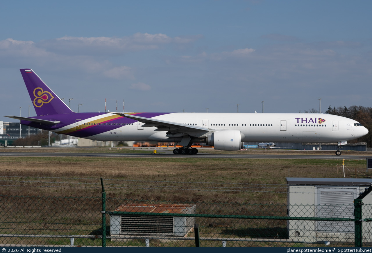 Photo of HS-TKL - Boeing 777-3AL(ER) operated by Thai Airways International