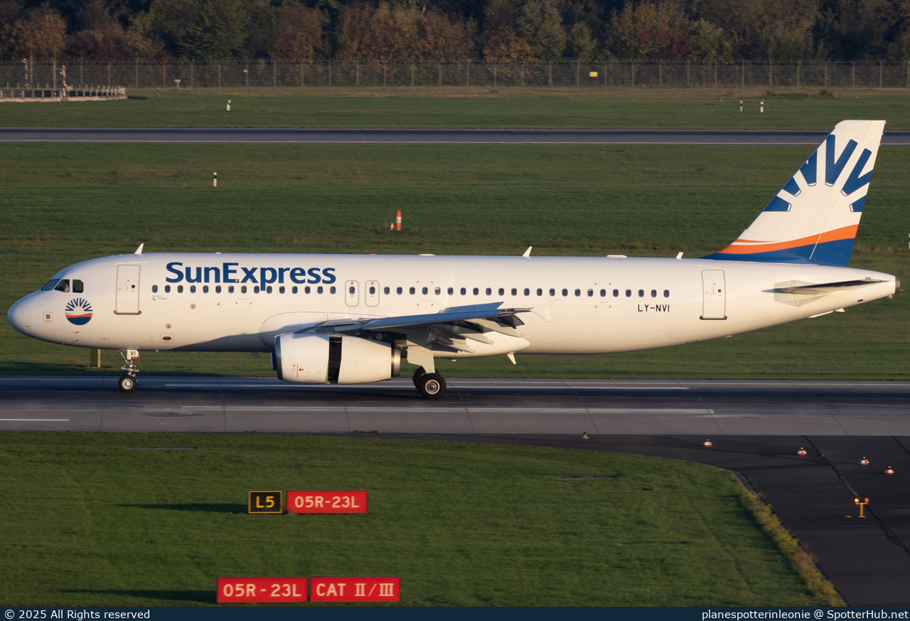Photo of LY-NVI - Airbus A320-232 operated by SunExpress (opb Avion Express)