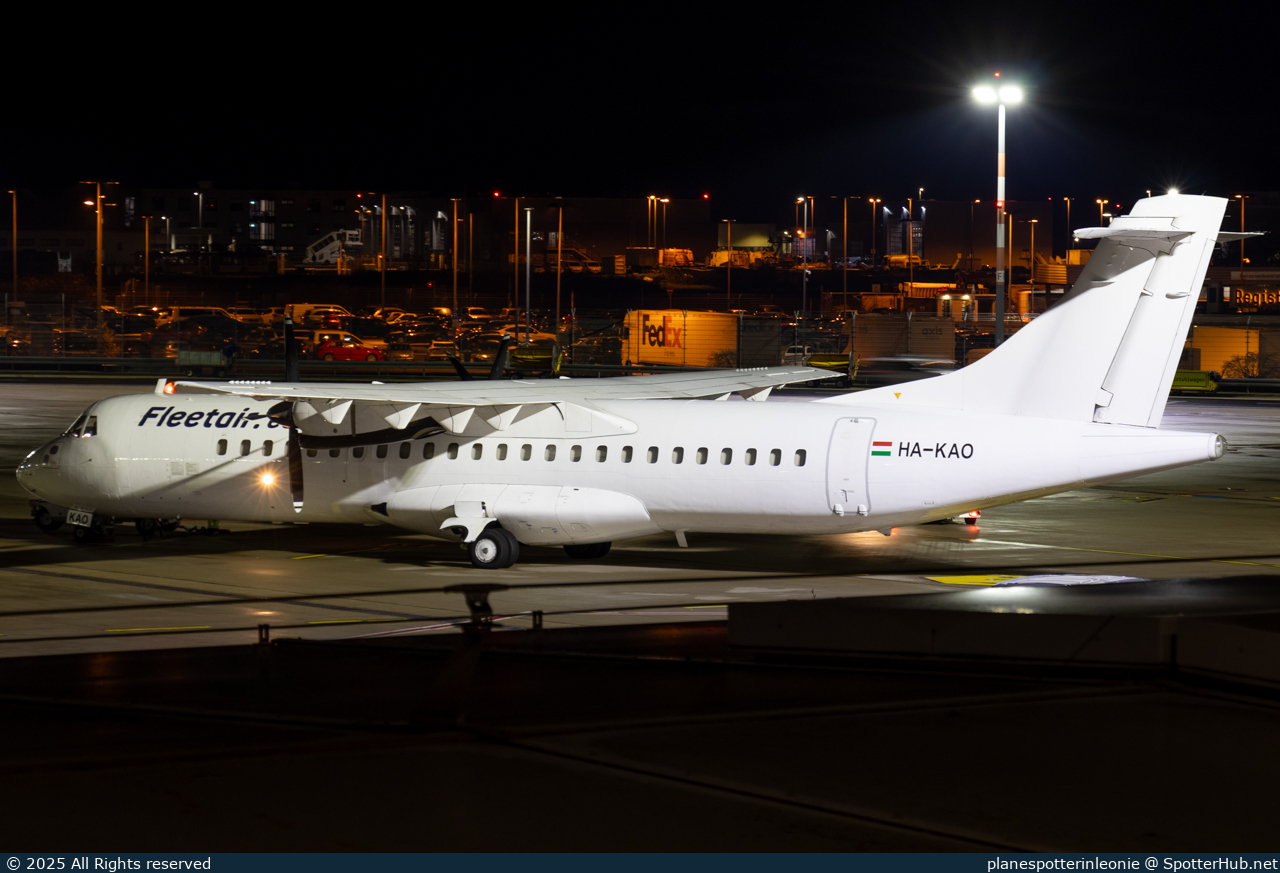 Photo of HA-KAO - ATR 72-202(F) operated by Fleet Air International