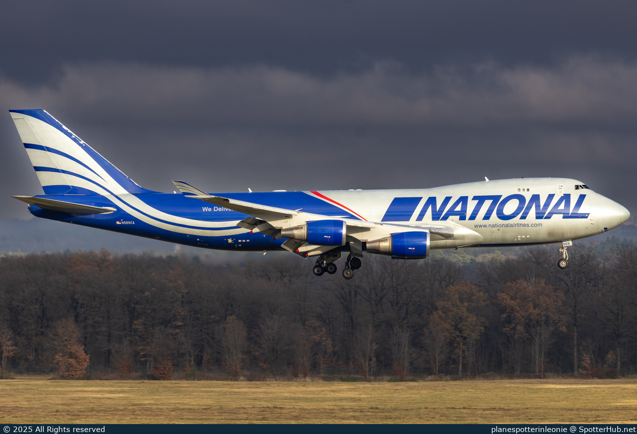 Photo of N569CA - Boeing 747-409F operated by National Airlines [2006]