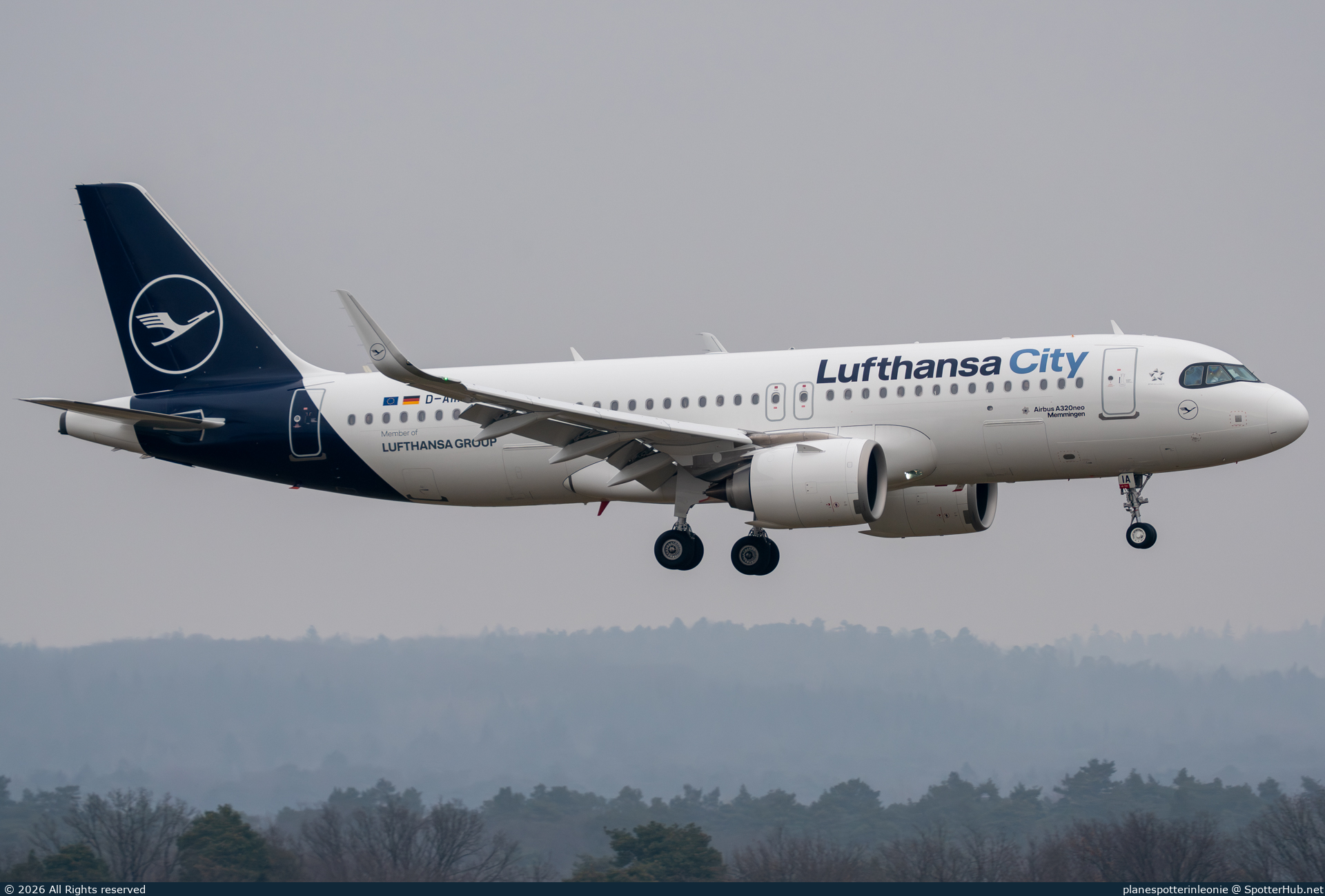Photo of D-AIIA - Airbus A320-251N operated by Lufthansa City Airlines
