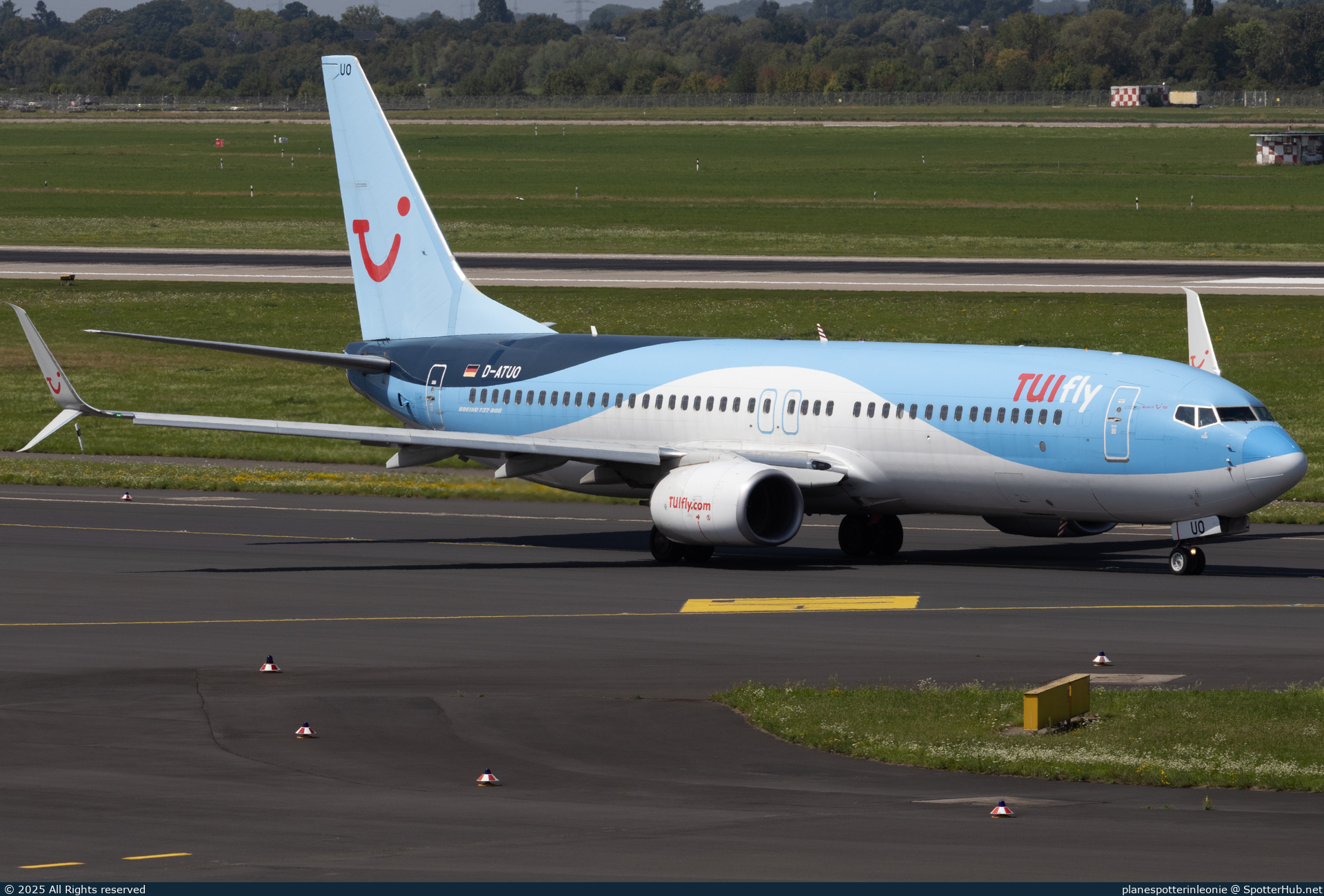 Photo of D-ATUO - Boeing 737-8K5 operated by TUIfly