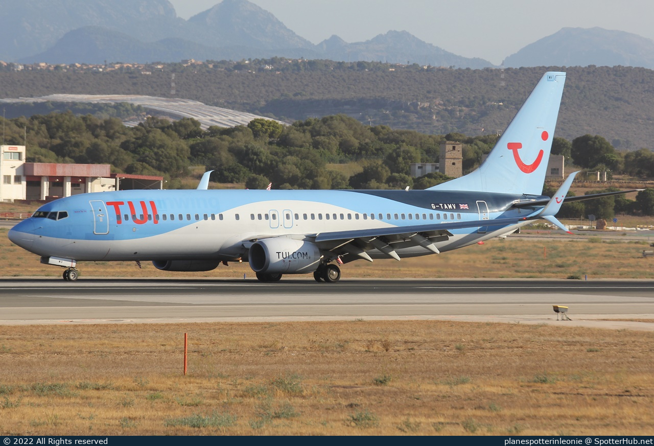 Photo of G-TAWV - Boeing 737-8K5 operated by TUI Airways