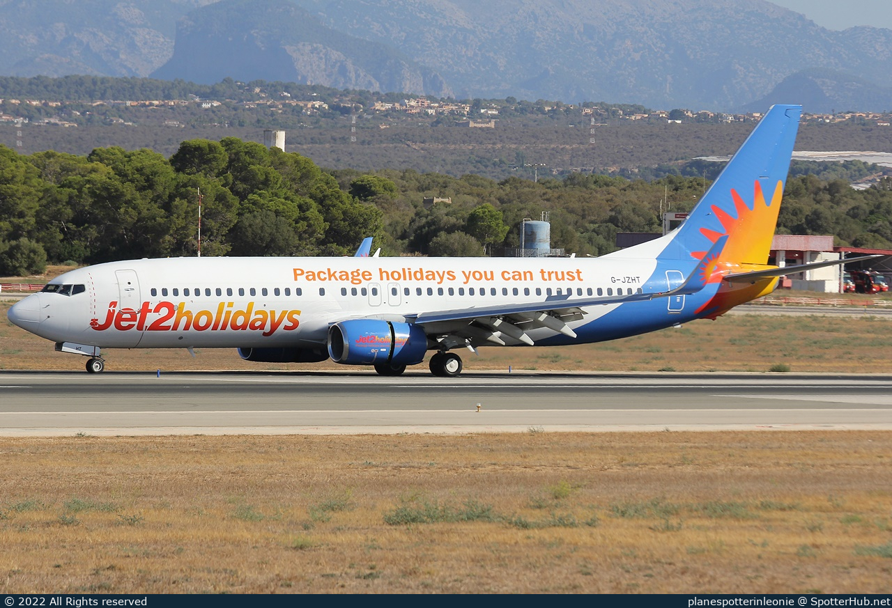 Photo of G-JZHT - Boeing 737-8MG operated by Jet2