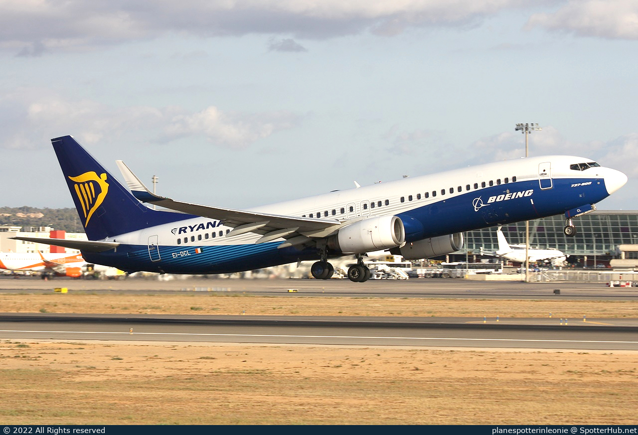 Photo of EI-DCL - Boeing 737-8AS operated by Ryanair
