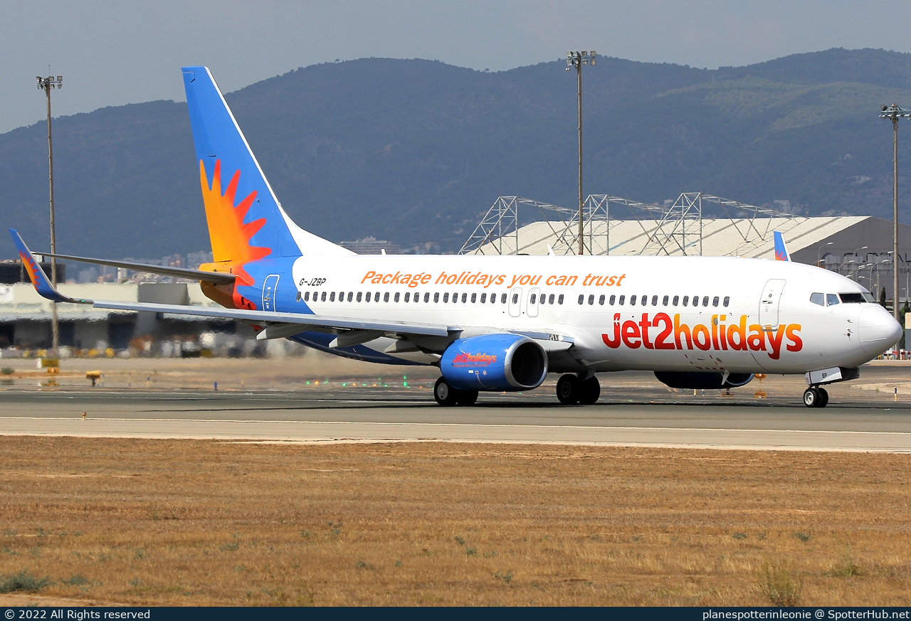 Photo of G-JZBP - Boeing 737-8MG operated by Jet2