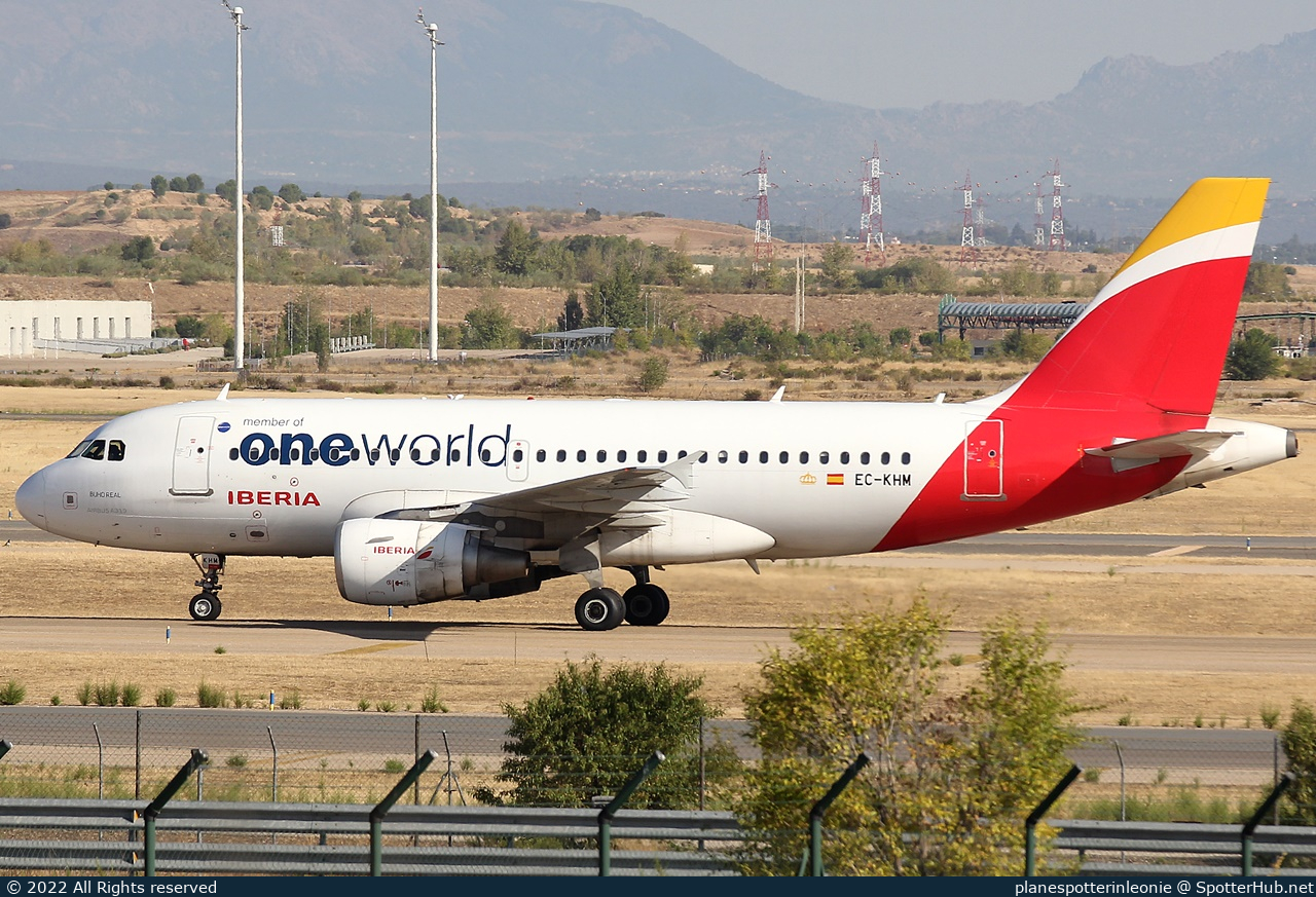 Photo of EC-KHM - Airbus A319-111 operated by Iberia