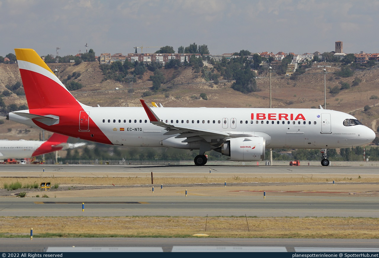 Photo of EC-NTQ - Airbus A320-251N operated by Iberia