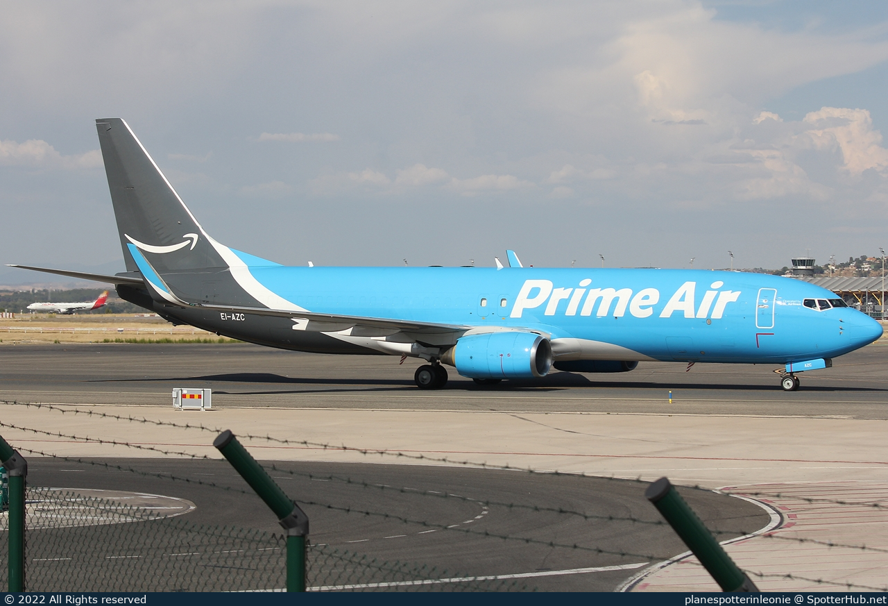 Photo of EI-AZC - Boeing 737-86J(SF) operated by Amazon Prime Air (opb ASL Airlines Ireland)