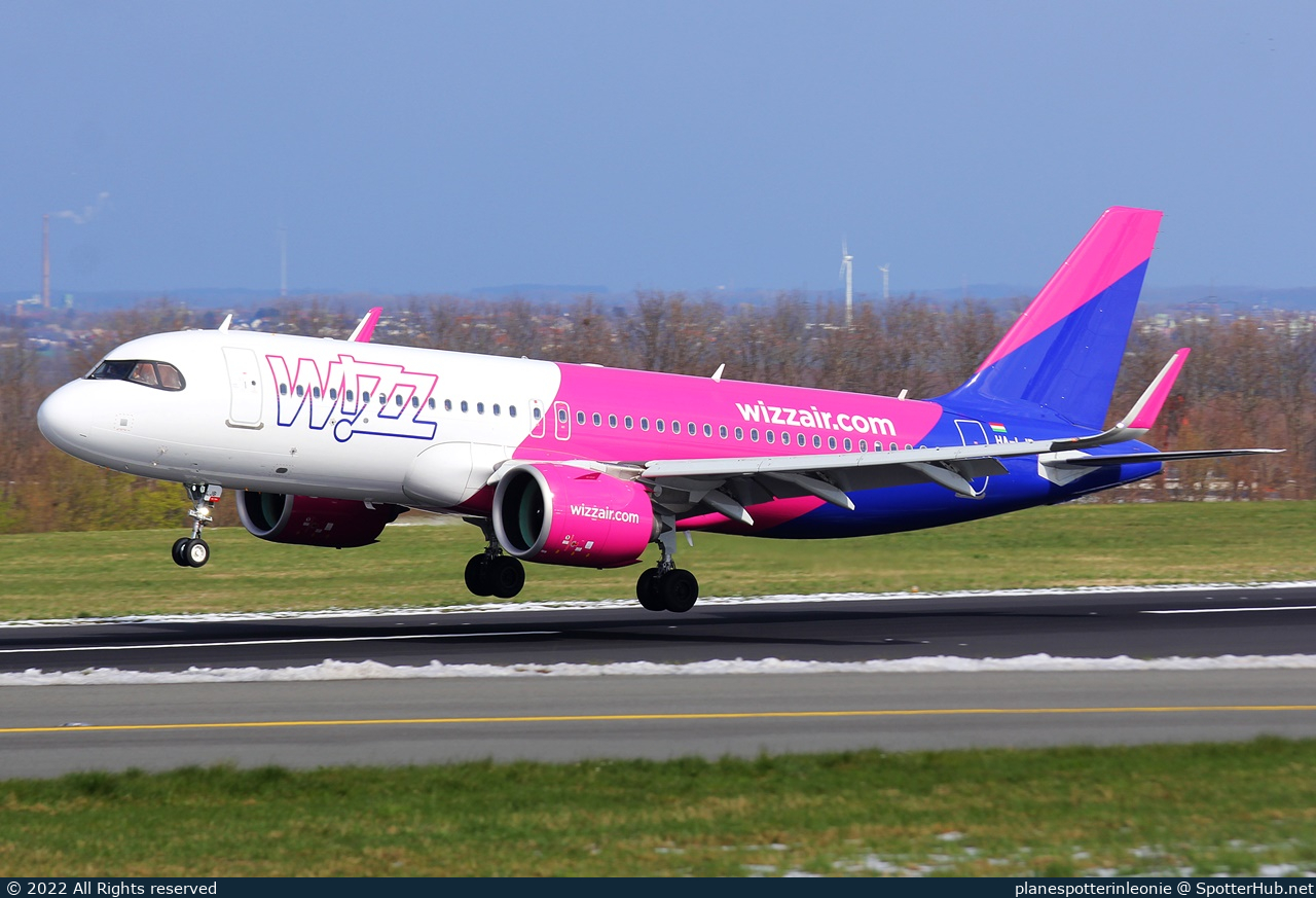 Photo of HA-LJB - Airbus A320-271N operated by Wizz Air