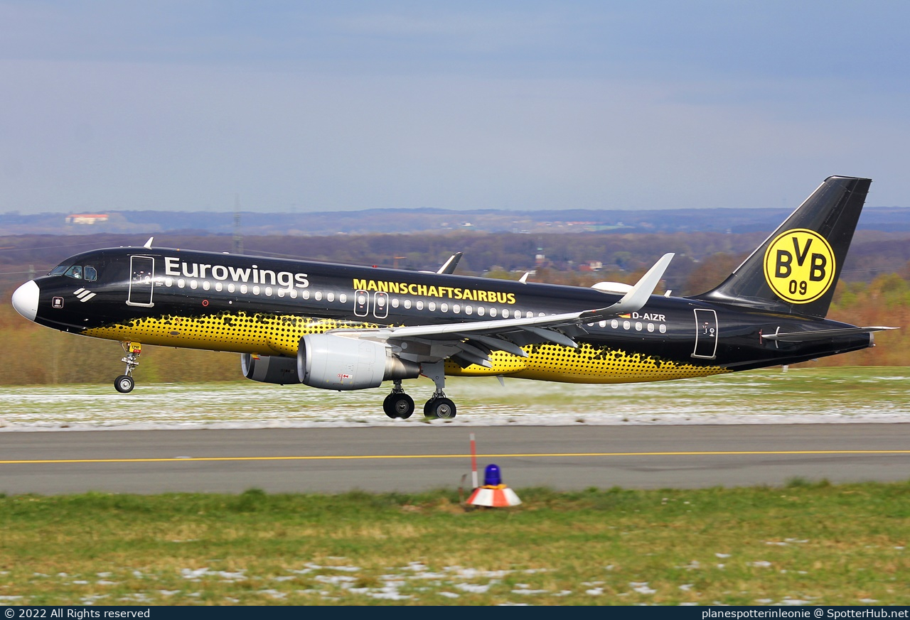 Photo of D-AIZR - Airbus A320-214 operated by Eurowings