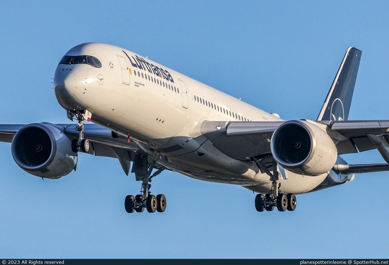Photo of D-AIXL - Airbus A350-941 operated by Lufthansa