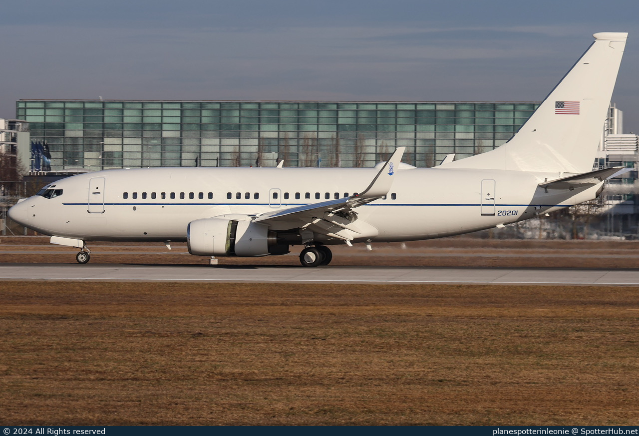 Photo of 02-0201 - Boeing C-40C operated by US Air Force
