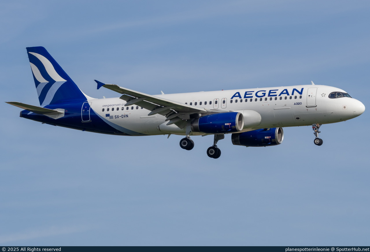 Photo of SX-DVN - Airbus A320-232 operated by Aegean Airlines