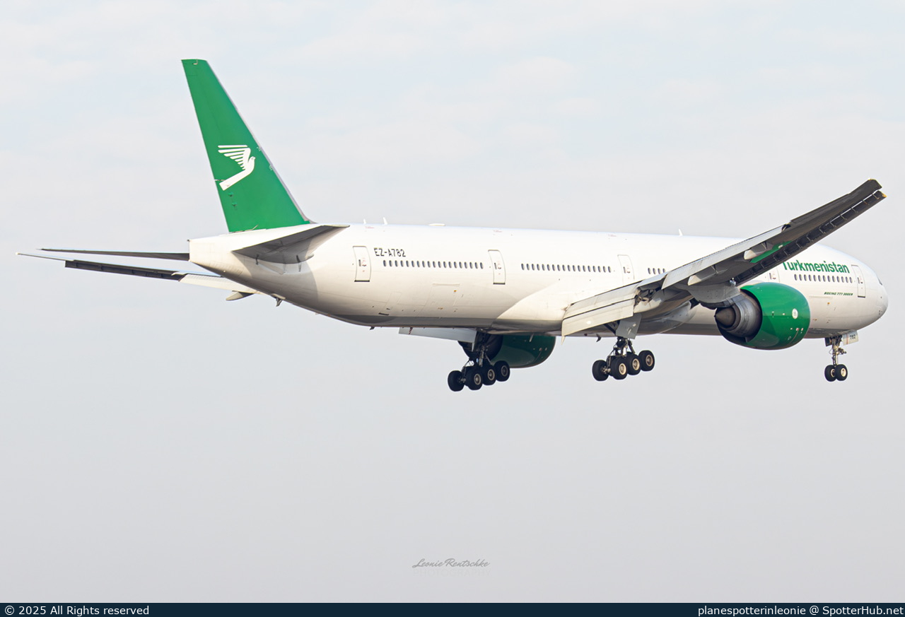 Photo of EZ-A782 - Boeing 777-367(ER) operated by Turkmenistan Airlines