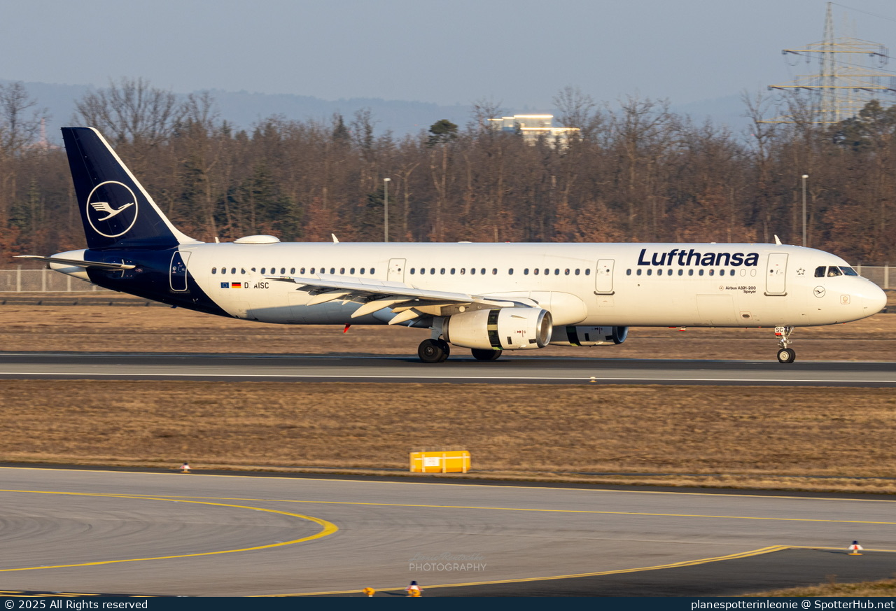 Photo of D-AISC - Airbus A321-231 operated by Lufthansa