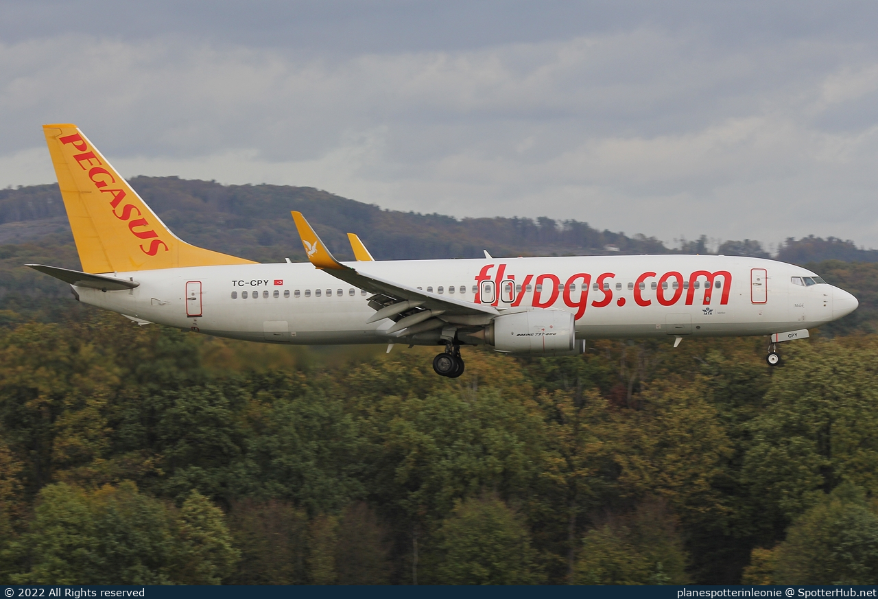 Photo of TC-CPY - Boeing 737-8H6 operated by Pegasus Airlines